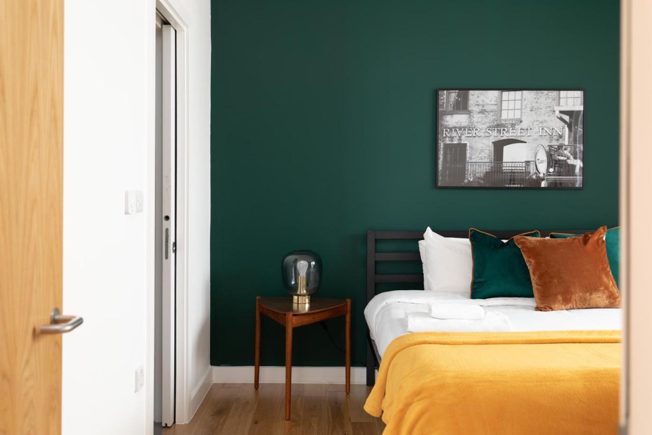 London City Apartments - Luxury And Spacious Apartment With Balcony Exterior photo